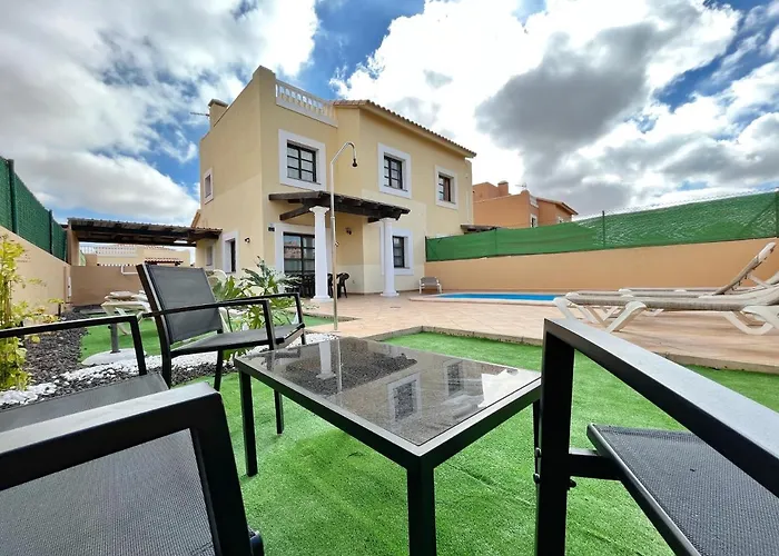 Ftv Holidays Homes * Corralejo