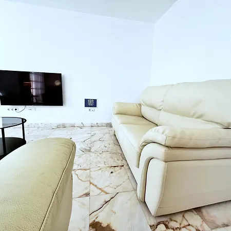 Dom wakacyjny Ftv Holidays Homes *