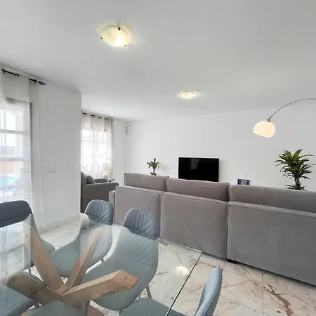 Ftv Holidays Homes *