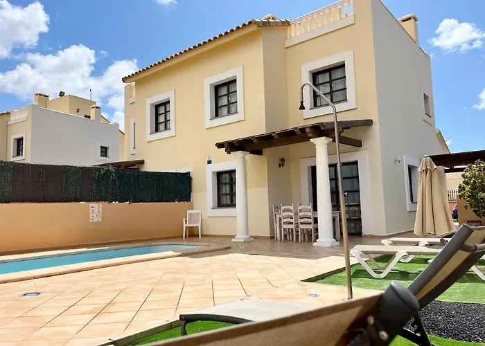 Ftv Holidays Homes *